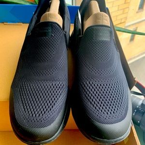 Men’s Go Walk Sketchers in Black